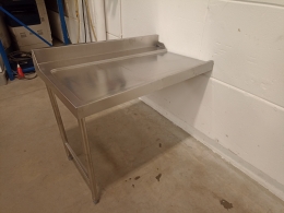 table entree sortie machine Lave-vaisselle
